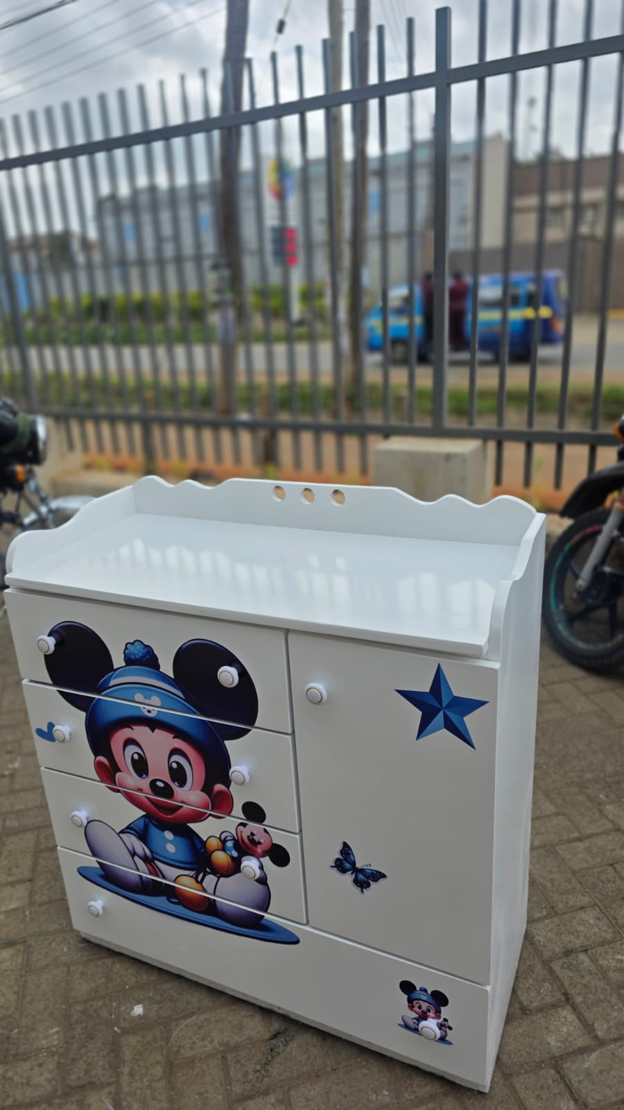 3 by 3ft Chest Of Drawers