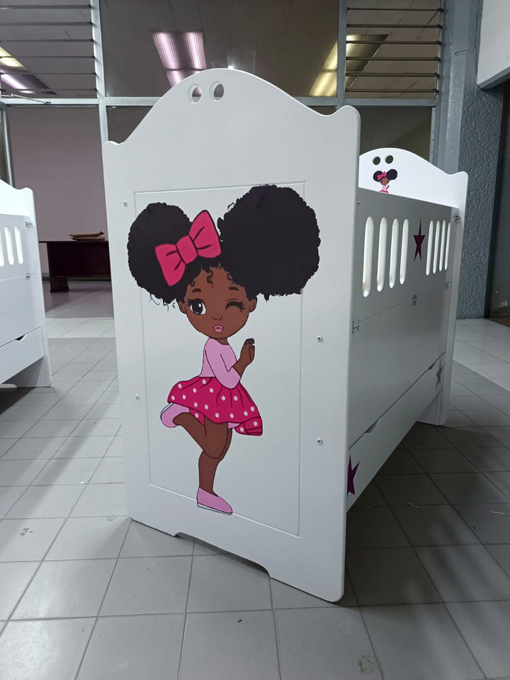 Mdf 2 x 4ft Baby Cot and 4 x 4ft Chest of drawers