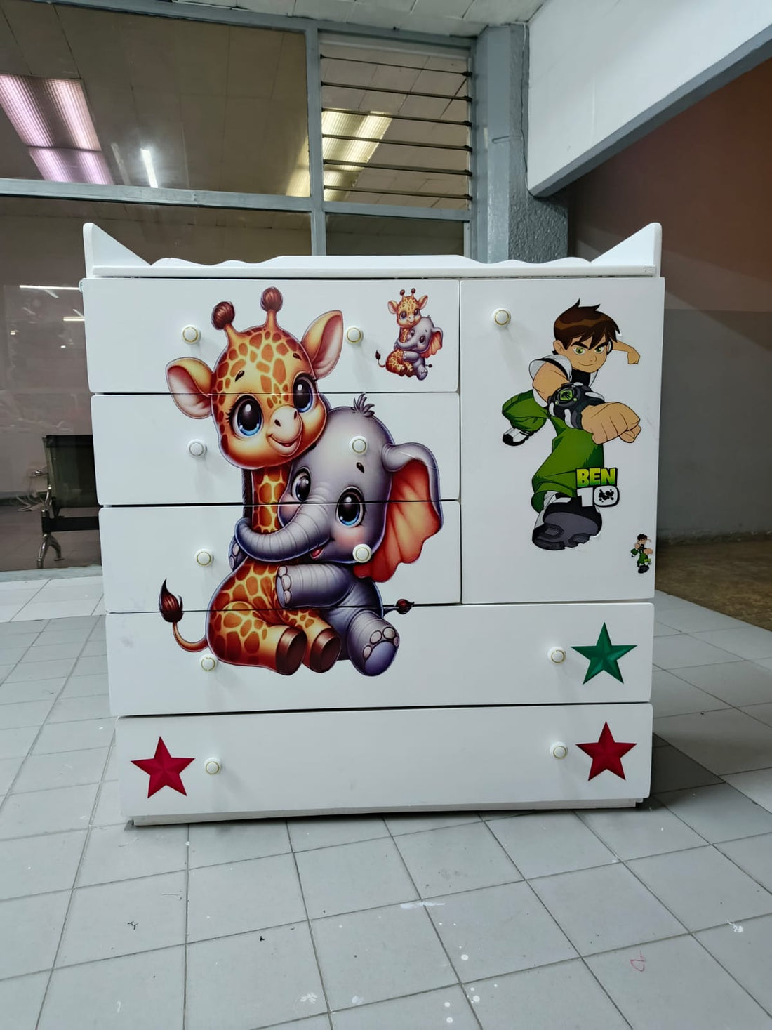 4 x 4 ft Chest of Drawers