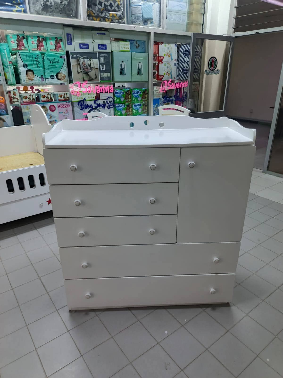 Chest of Drawers
