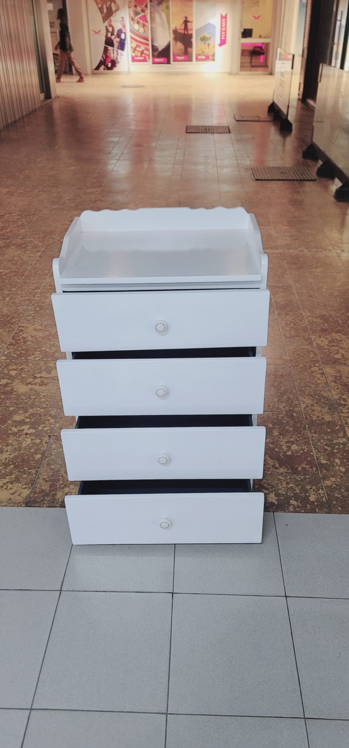 2 x 3 Feet Chest of Drawers