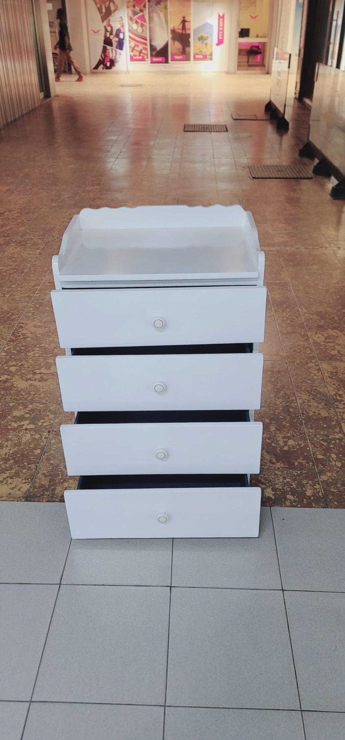 2 x 3 Feet Chest of Drawers