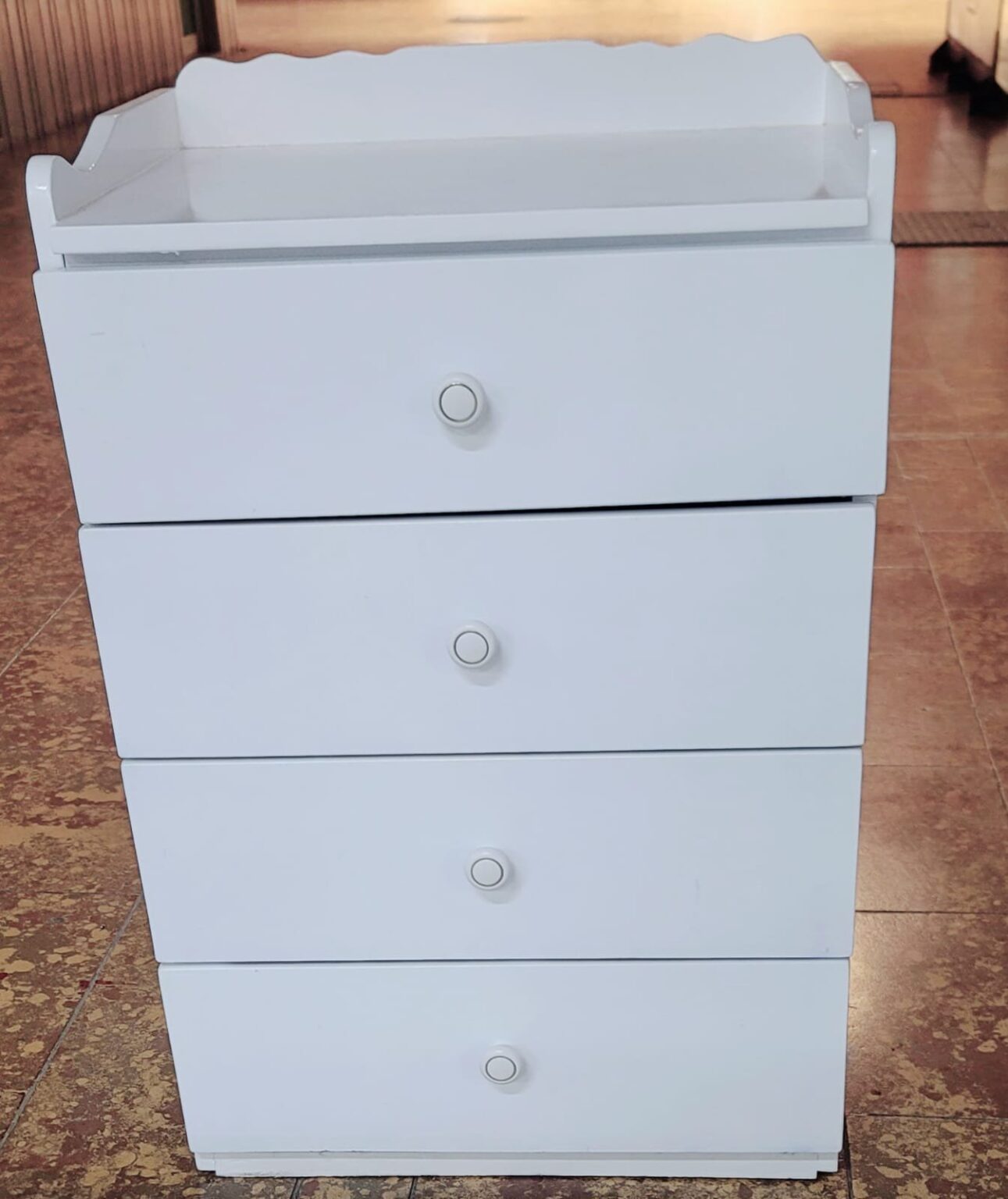 2 x 3 Feet Chest of Drawers