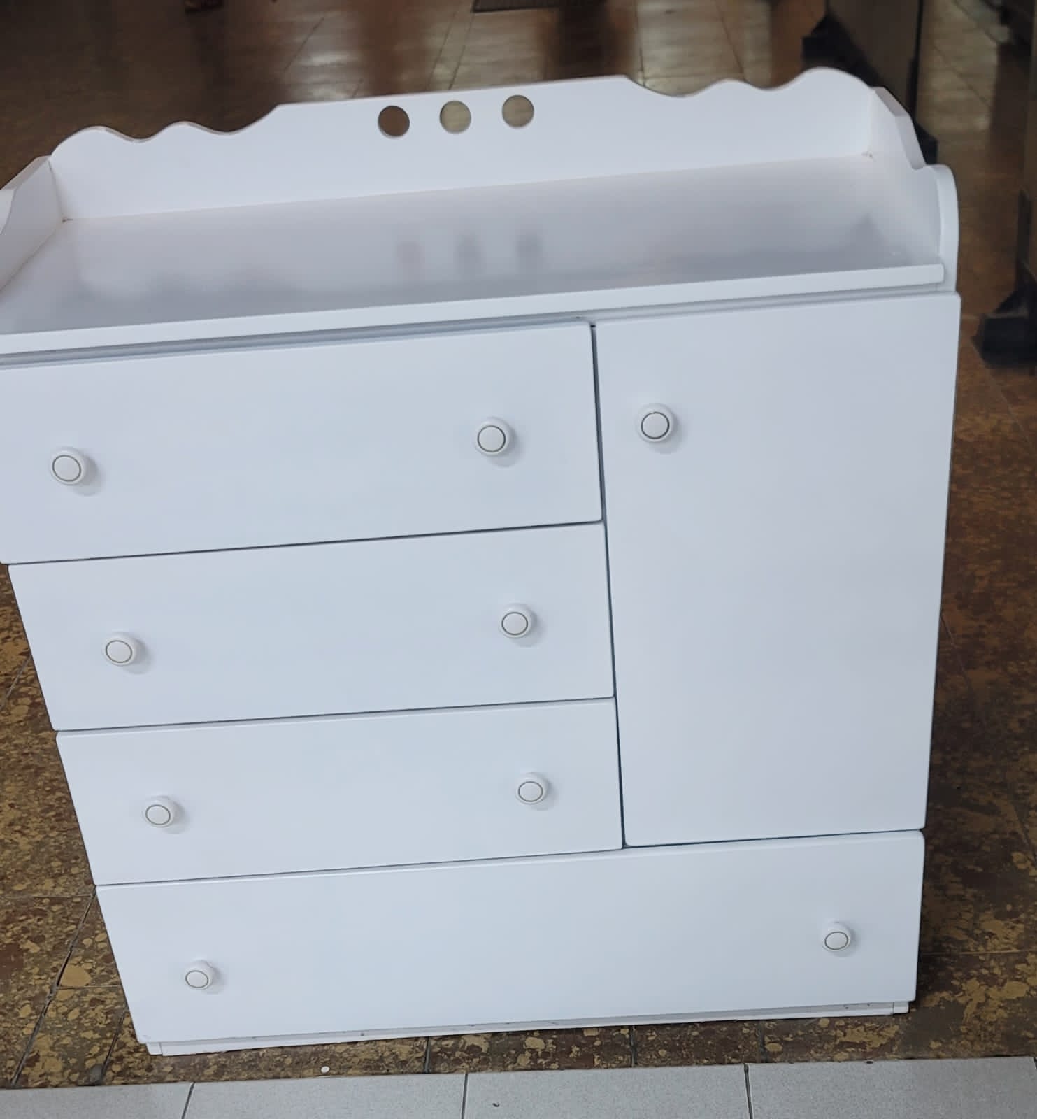 Chest of Drawers