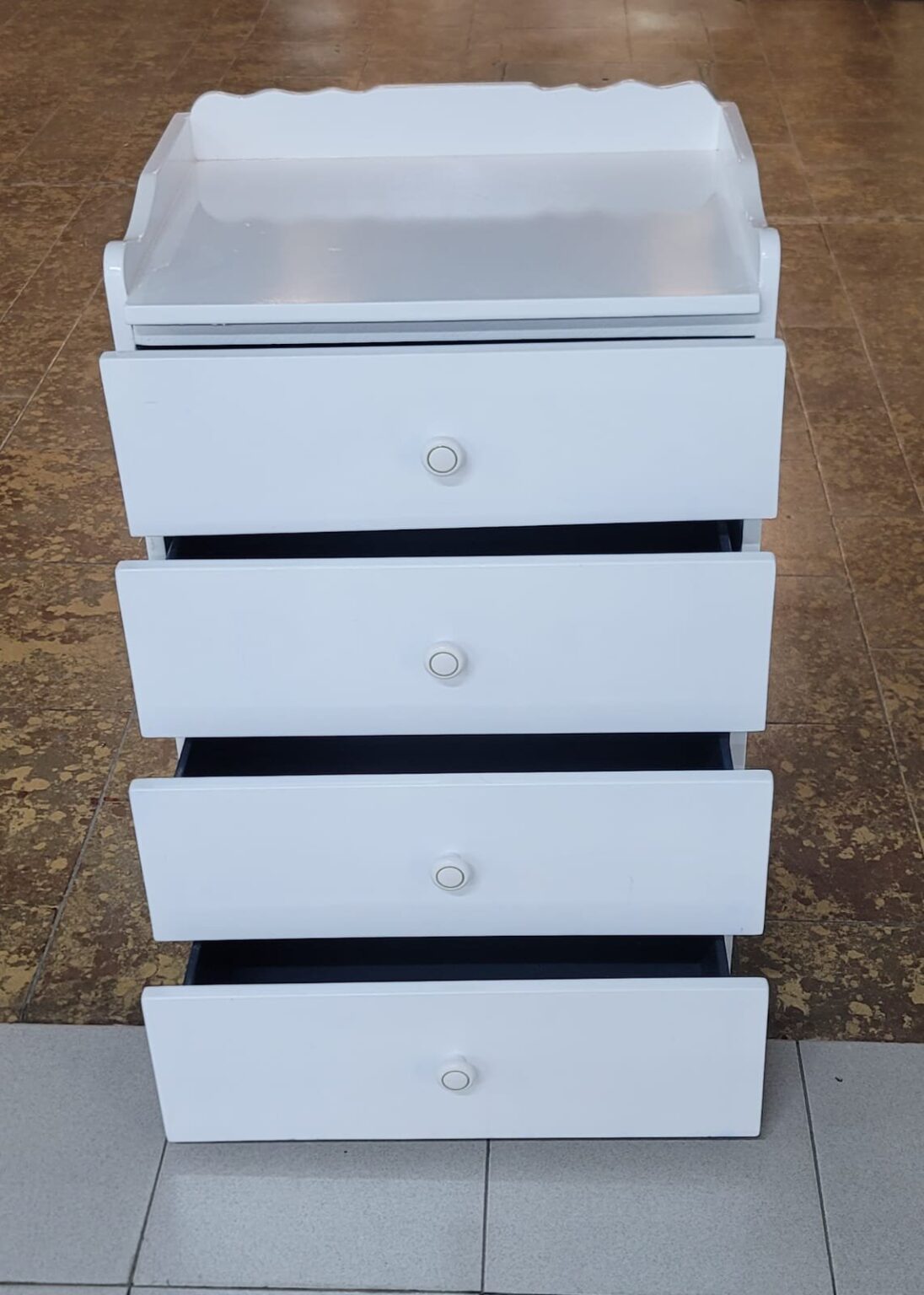 2 x 3 Feet Chest of Drawers